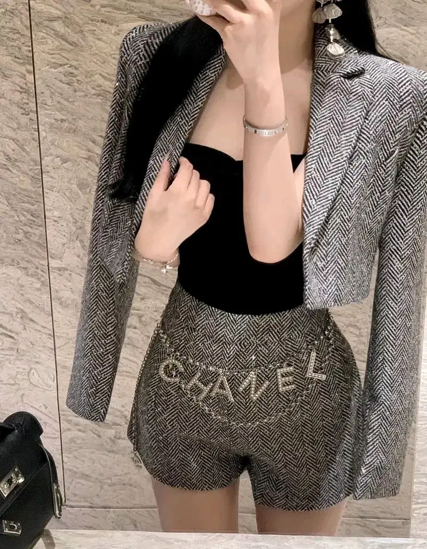 thumbnail-10